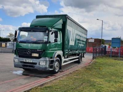 Mercedes Axor 1823 4x2 Curtainsider